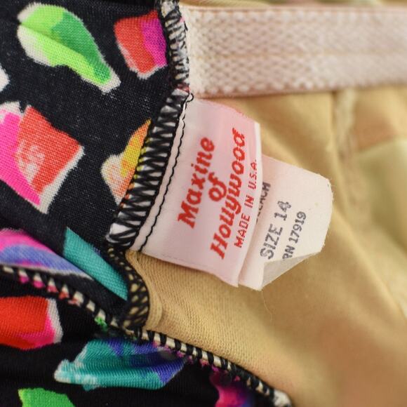 80s Maxine of Hollywood Black and Pink Retro Print Swimsuit - Picture 10 of 16